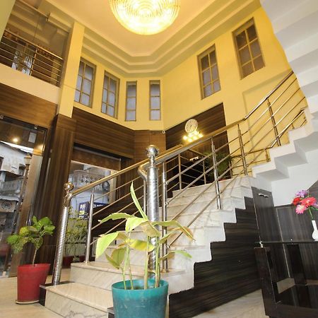 Hotel O Blue Diamond Varanasi Exterior photo