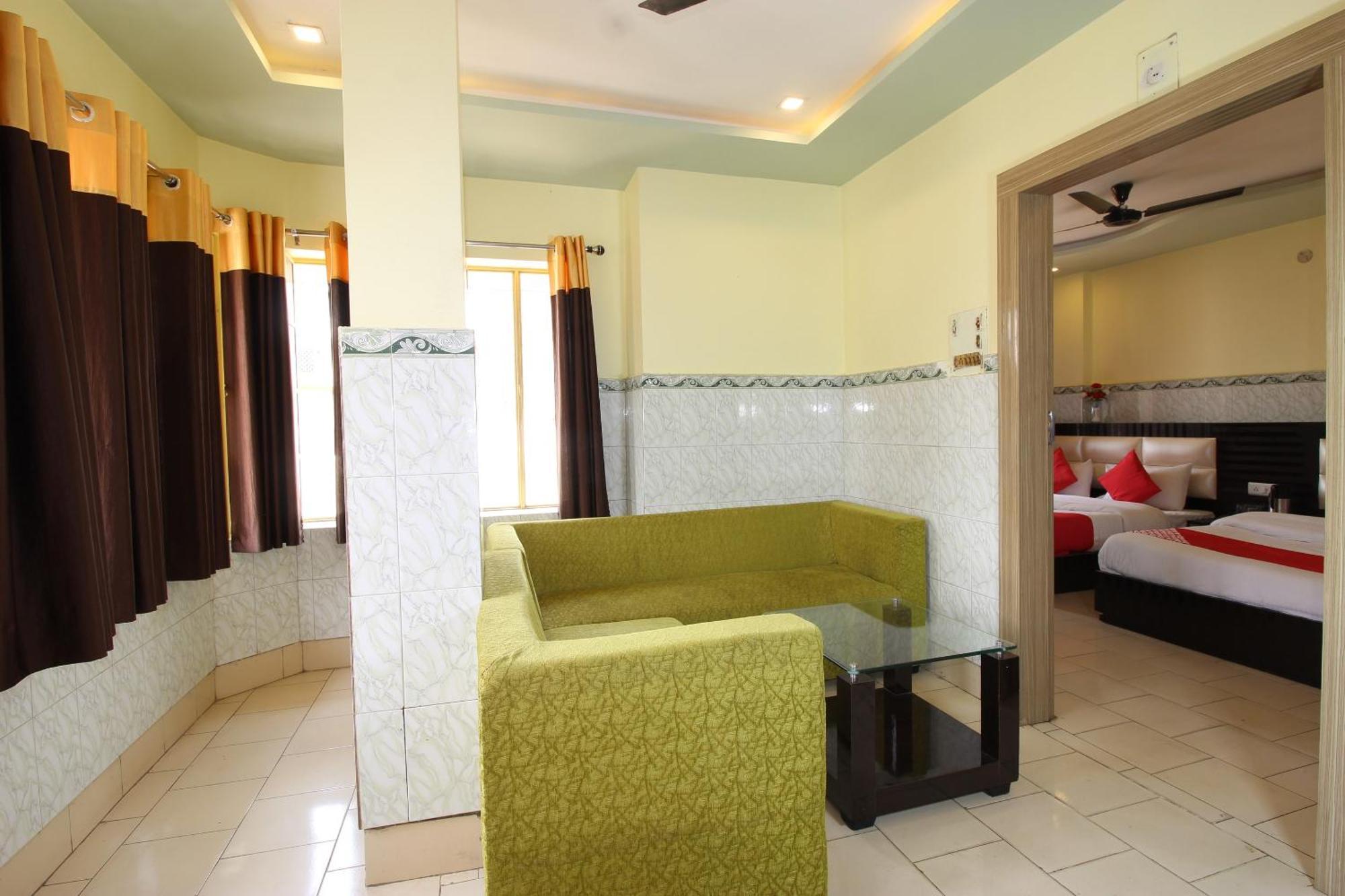 Hotel O Blue Diamond Varanasi Exterior photo